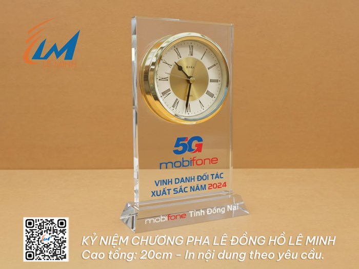 Kỷ niệm chương đồng hồ giá từ 300k - 435k